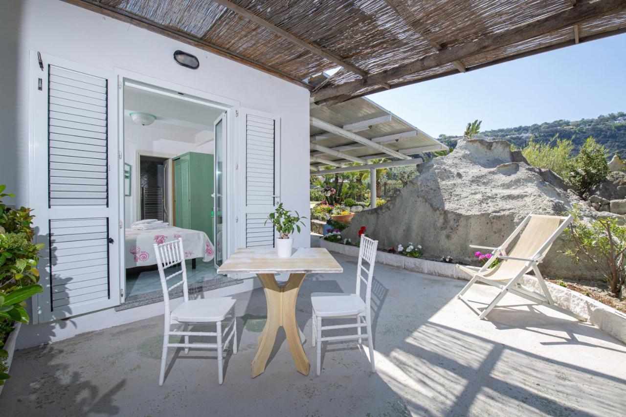 Villa Al Mare - Famiglia Calise Forio di Ischia エクステリア 写真