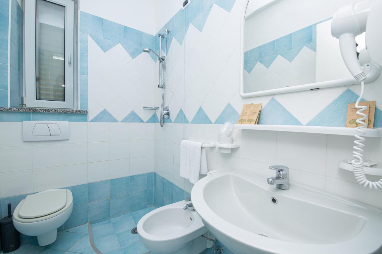 Villa Al Mare - Famiglia Calise Forio di Ischia エクステリア 写真