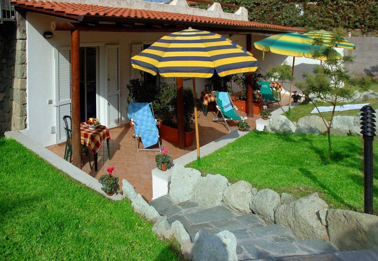 Villa Al Mare - Famiglia Calise Forio di Ischia エクステリア 写真